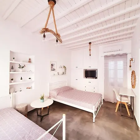 Mykonos Downtown Studio Vrakas Apartment *
